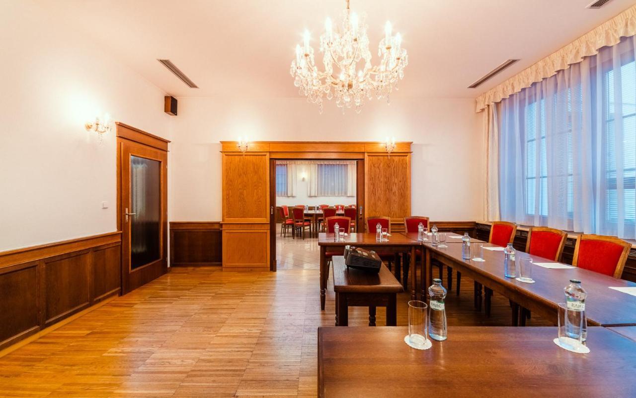 Hotel Velka Klajdovka Brno Luaran gambar